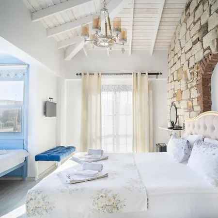 Hotel Bellezza Alacati 4*